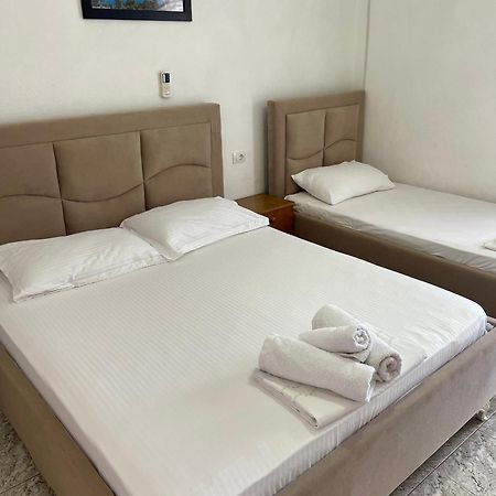 Green Apartments Ксаміл Екстер'єр фото