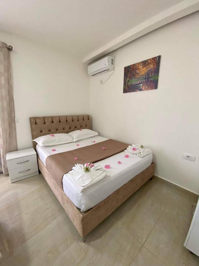 Green Apartments Ксаміл Екстер'єр фото
