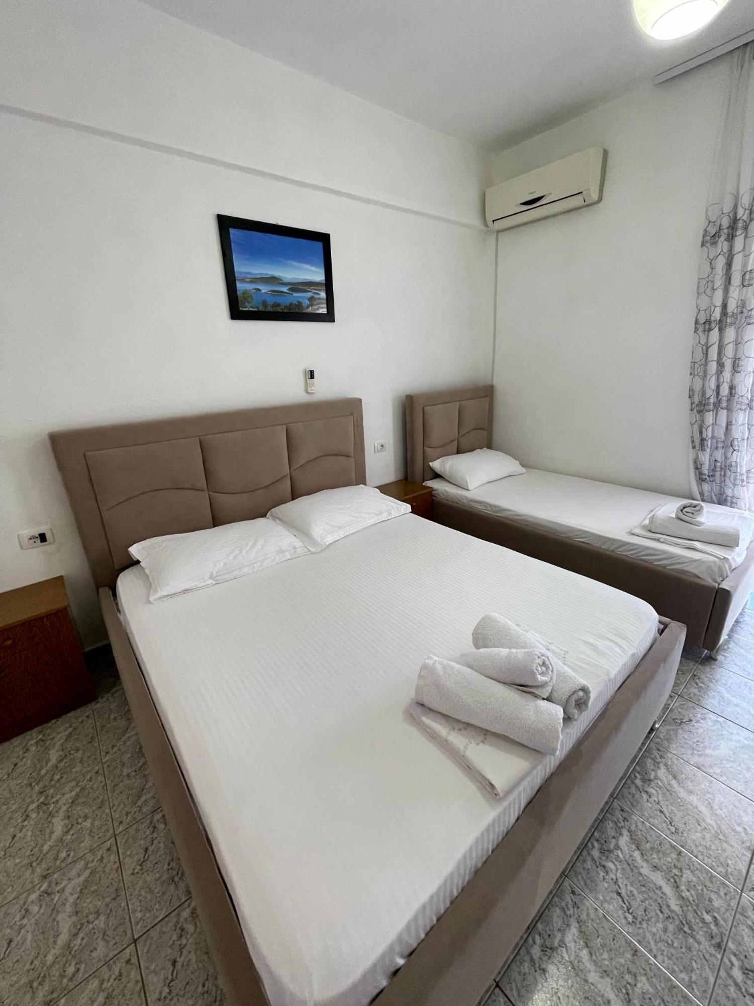Green Apartments Ксаміл Екстер'єр фото